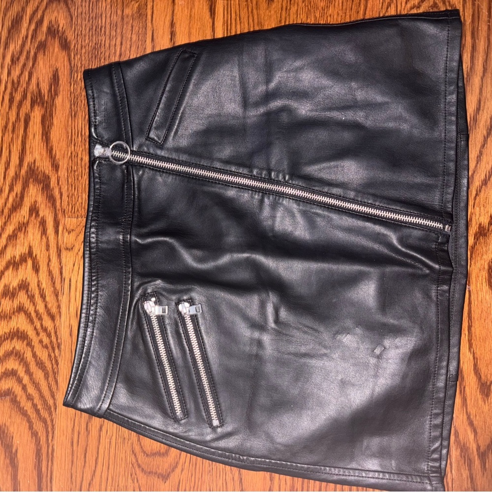 Express Black Leather Mini Skirt with Zipper Accents